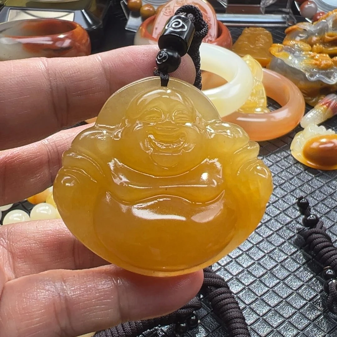 石英质玉未镶嵌颈饰