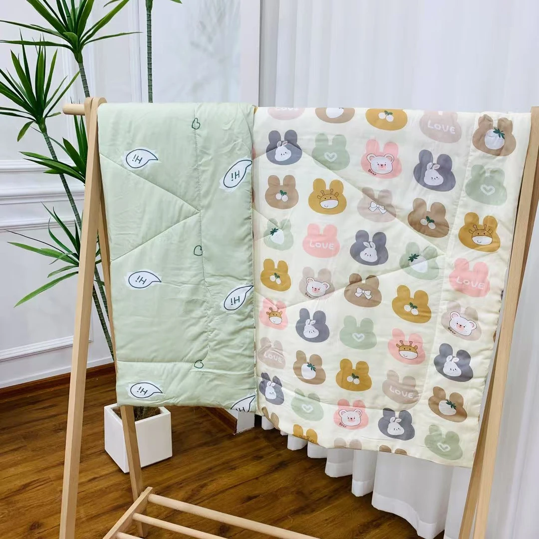 【兔兔乐园】1.1X1.4韩香绸人造棉绵绸儿童夏凉被！空调被！超柔软！