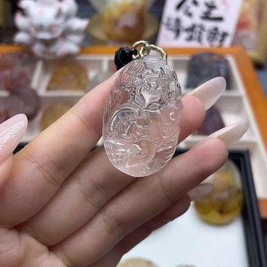 颈饰未镶嵌水晶天然