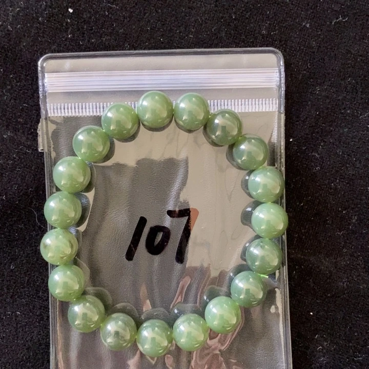 和田玉（糖玉）未镶嵌手链