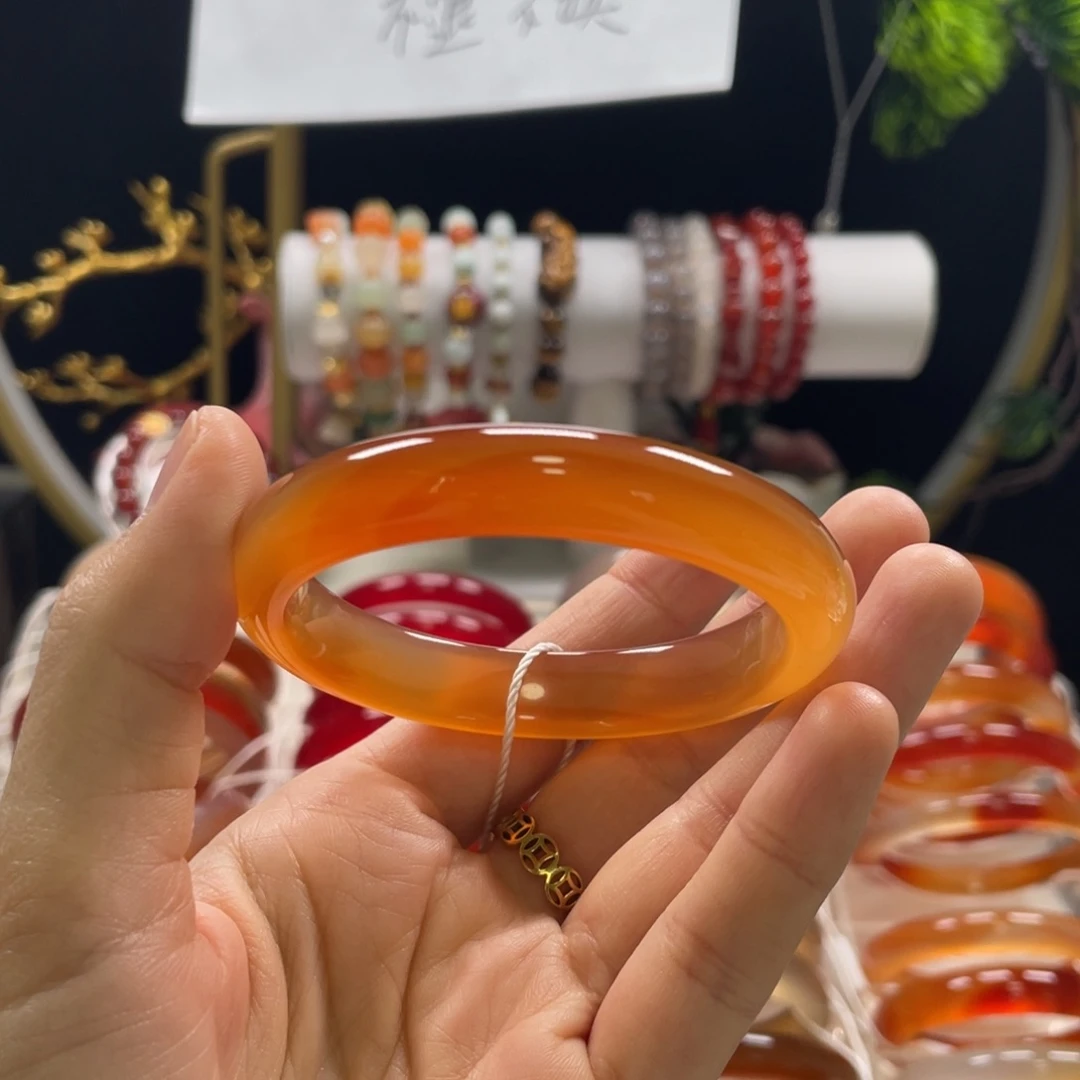 玛瑙/玉髓手镯未镶嵌