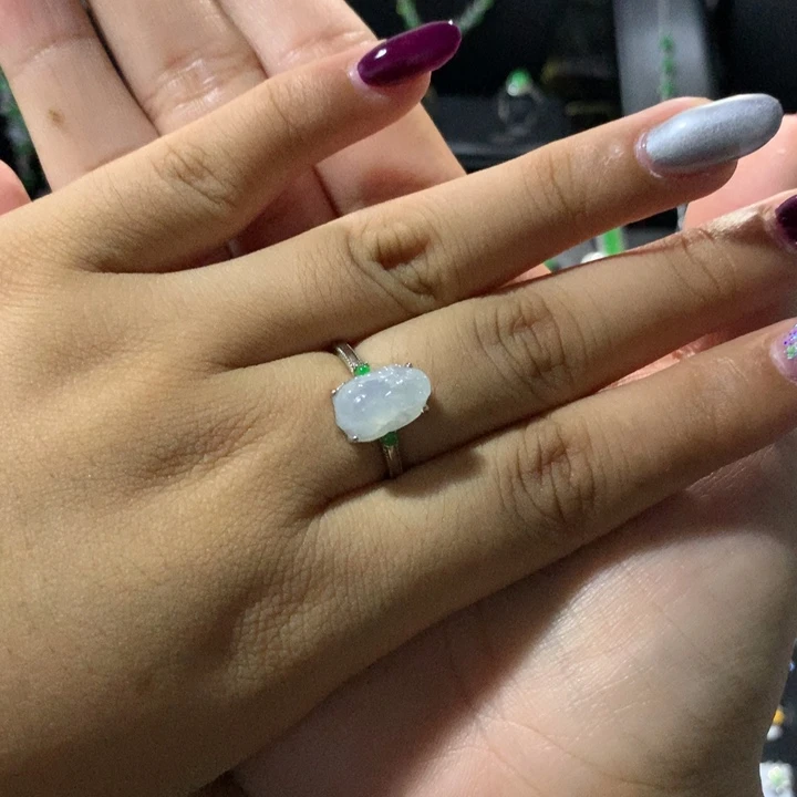 银S925镶嵌翡翠耳饰