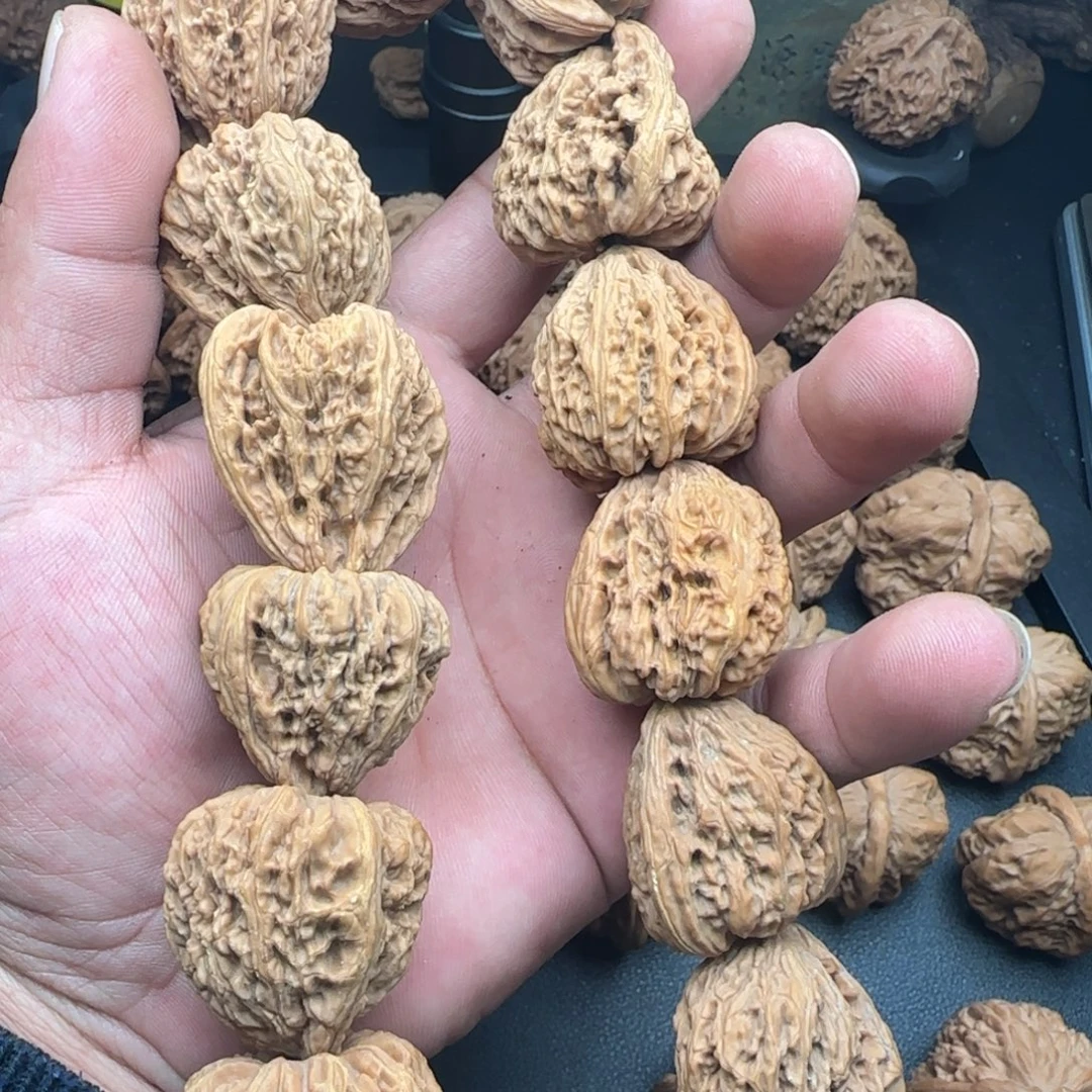 南疆石小坐佛大串串