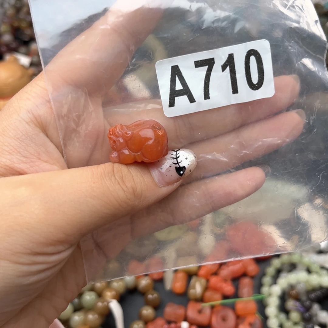 未镶嵌南红玛瑙珠宝奇石