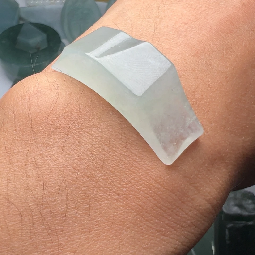 定制翡翠未镶嵌不包工