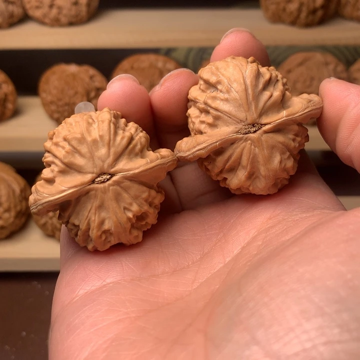 文玩核桃吊坠霆*鞋