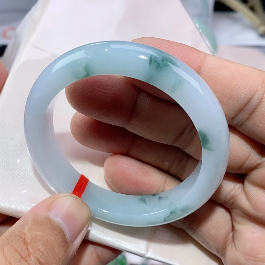 【闪购商品】未镶嵌手镯翡翠