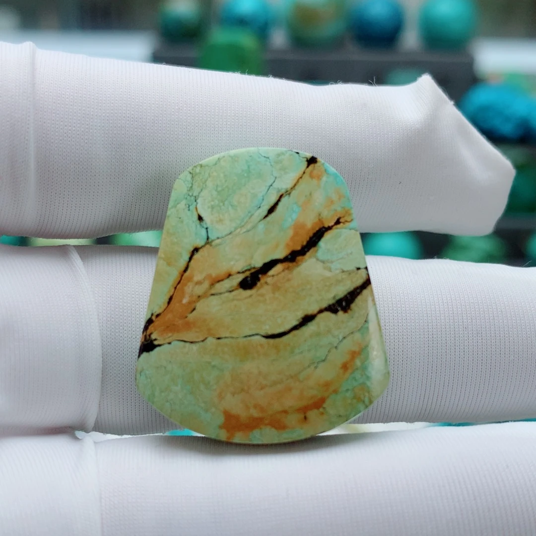 绿松石其他未镶嵌请****?