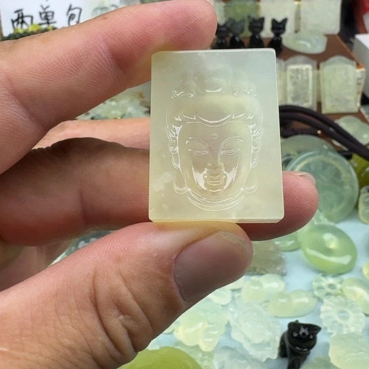 蛇纹石玉未镶嵌吊坠(赠链)