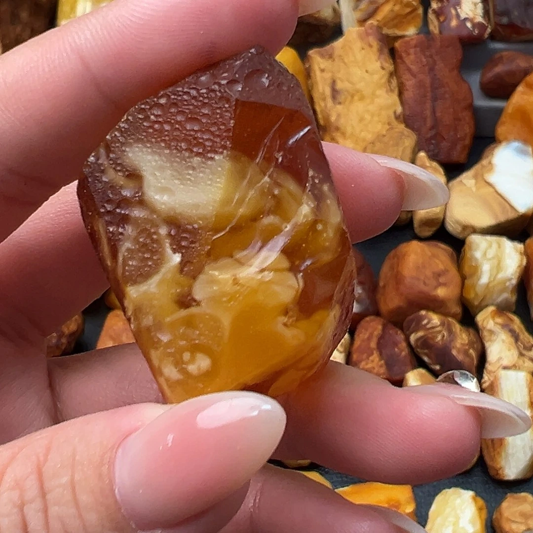 爱***花定制琥珀未镶嵌蜜蜡