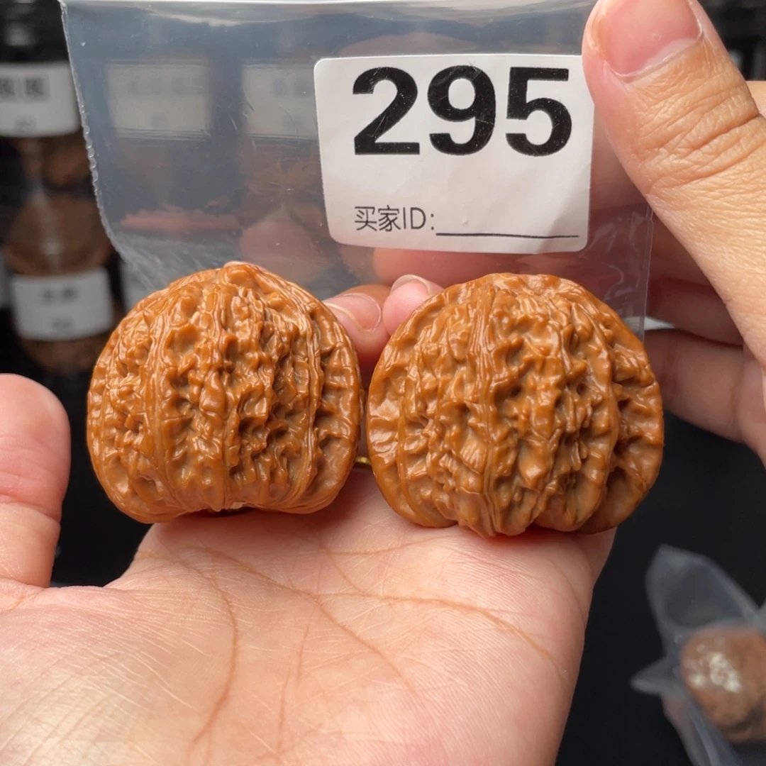文玩核桃把件43白狮子