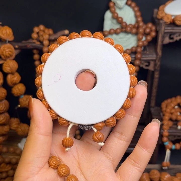 知***英手串桃核佛手手串