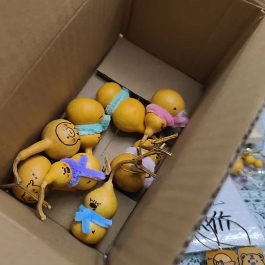 晗****不过半年内NKKKlll