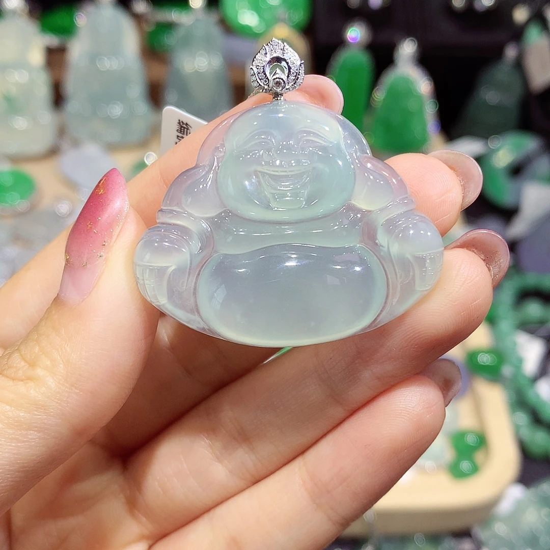 颈饰18K金镶嵌翡翠佛