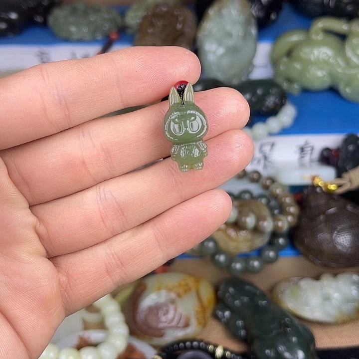 和田玉未镶嵌颈饰和田玉若羌青黄口挂件