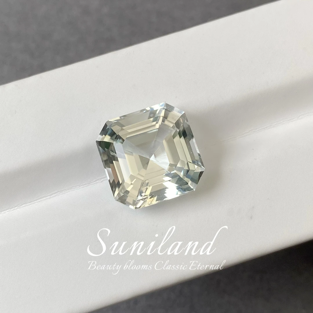 A498-13.91ct阿斯切形白色托帕石裸石13*13mm