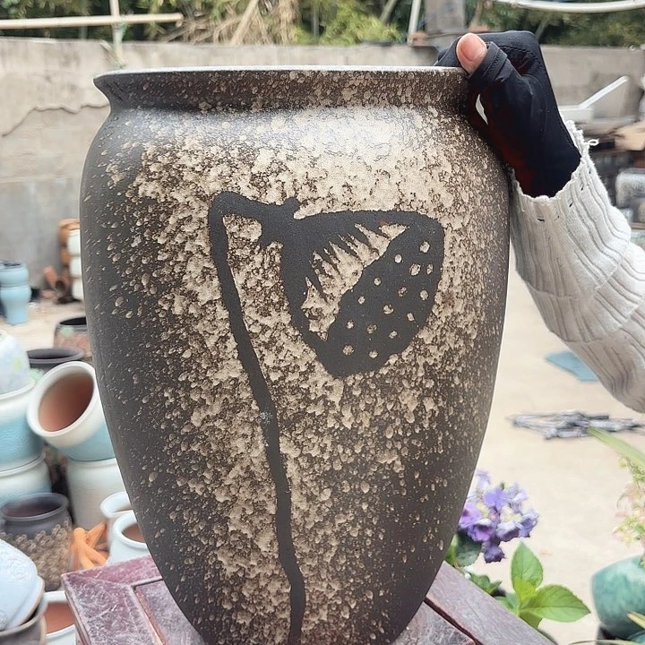 口径26高41一个莲蓬