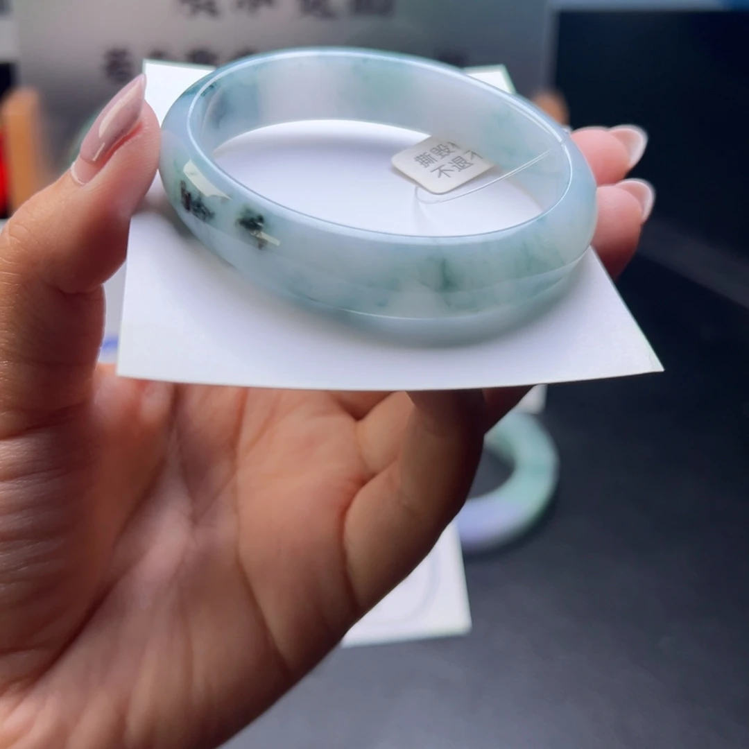 定制翡翠未镶嵌手镯手镯