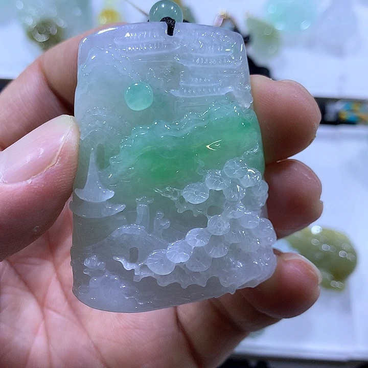 翡翠颈饰未镶嵌天然翡翠A货吊坠