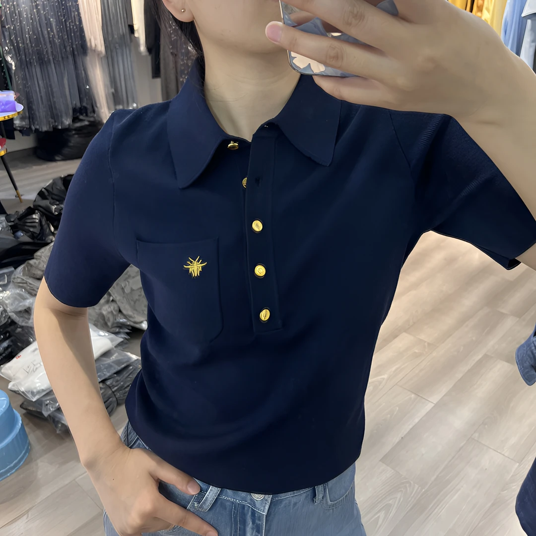 春夏新款蜜蜂刺绣时尚休闲短袖套头单排扣POLO领针织上衣显瘦