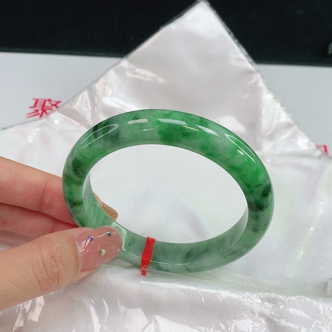 翡翠手镯未镶嵌天然翡翠A货521