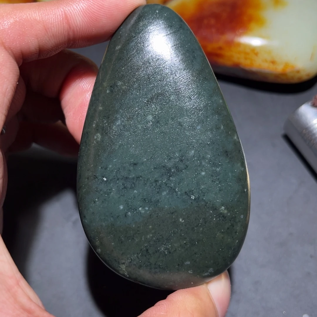 和田玉未镶嵌珠宝奇石