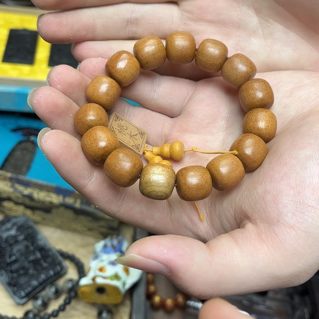 大叶紫檀（黑酸枝木类）