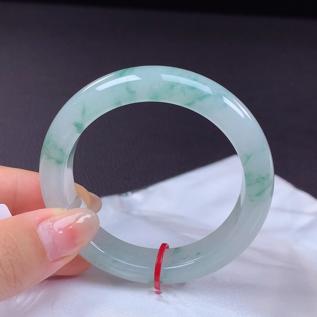 翡翠手镯未镶嵌53圈口431128