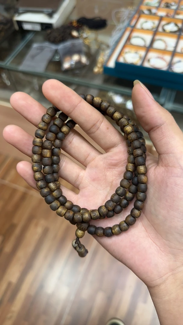 沉香海南莺歌绿棋0.7沉香手串23克➕@@5-28-14