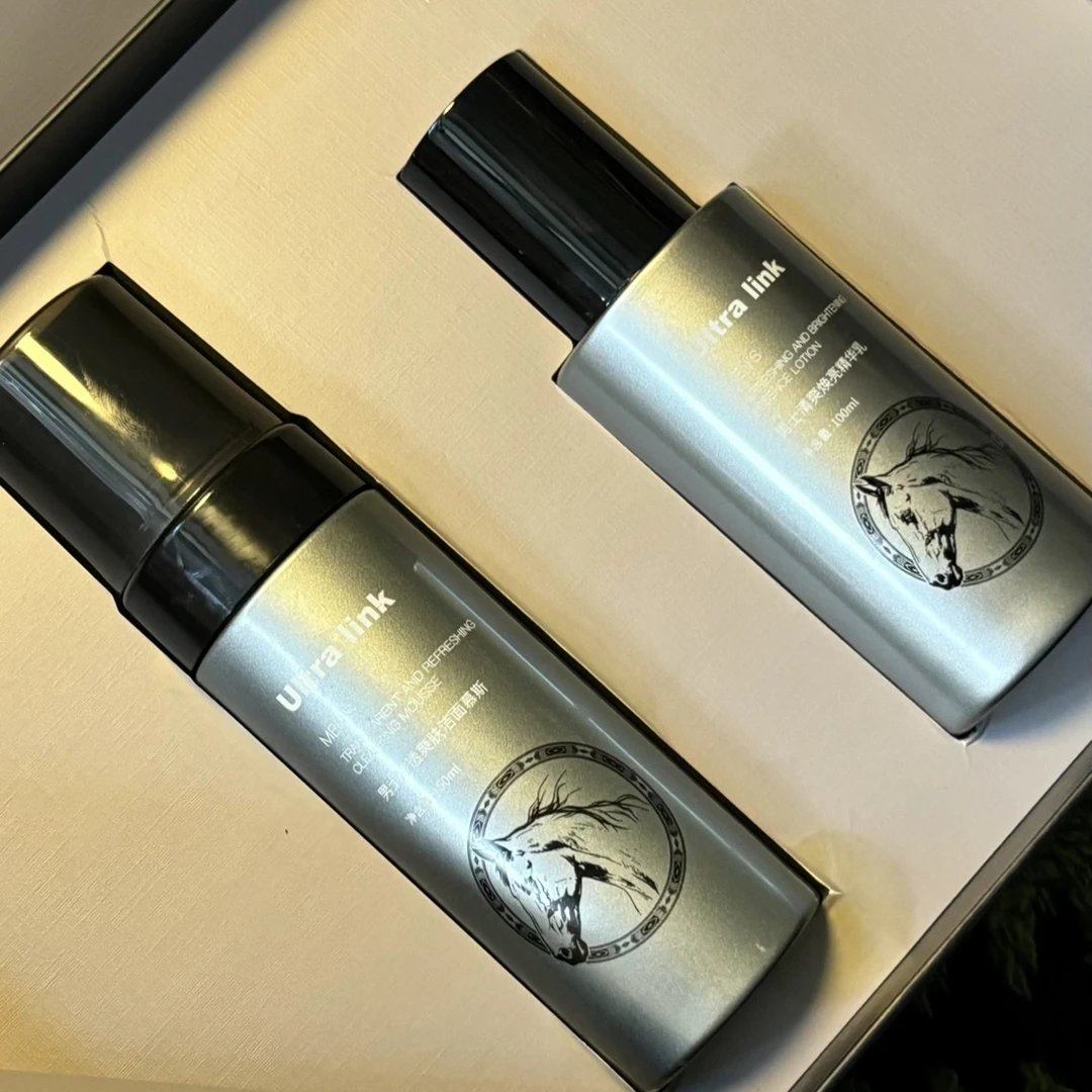 男士清爽净透护肤套盒含洁面慕斯与精华乳保湿不粘腻