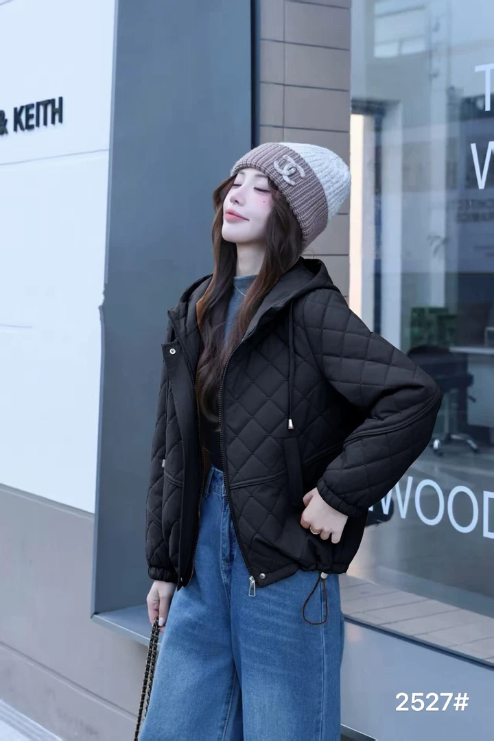 【衣联服饰】精品妈妈款洋气格子外套2527