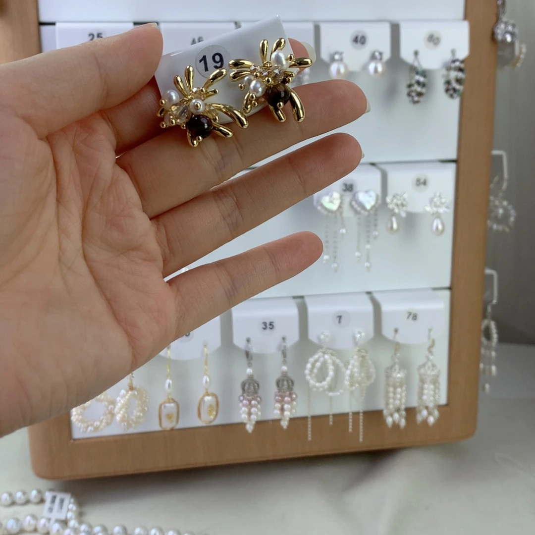 未镶嵌耳饰淡水珍珠