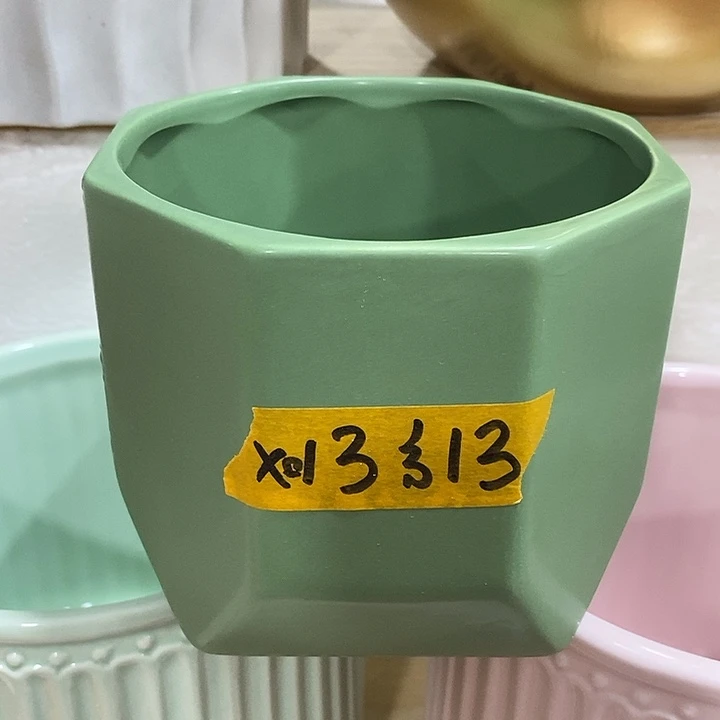 陶盆有孔 瑕疵针孔漏釉介意勿拍外口 13外高13