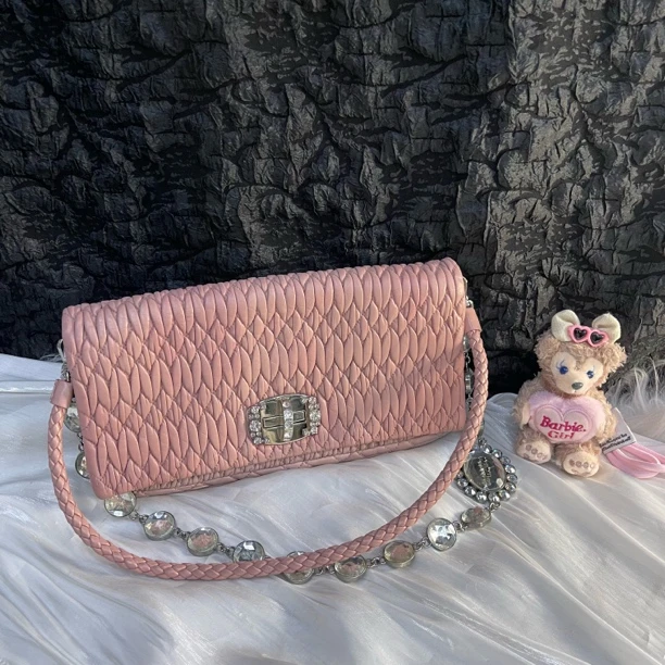 95新 MIU MIU/缪缪 缪缪粉色褶皱羊皮水钻宝石链单肩手提包