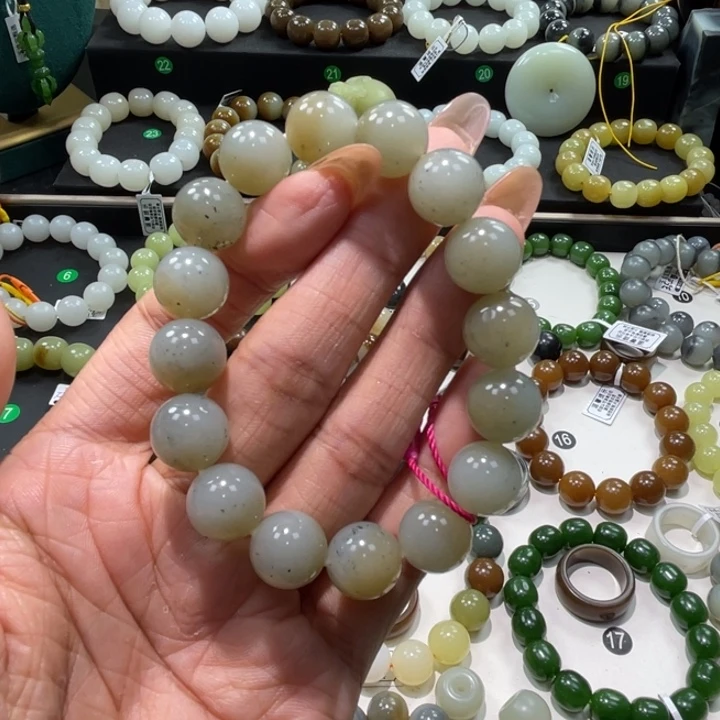 手串未镶嵌和田玉