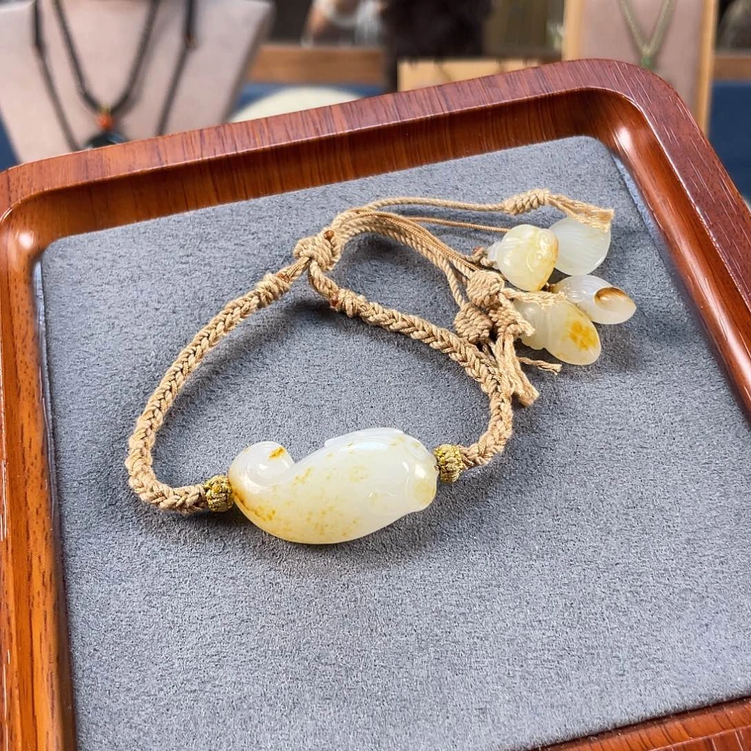 和田玉未镶嵌手绳
