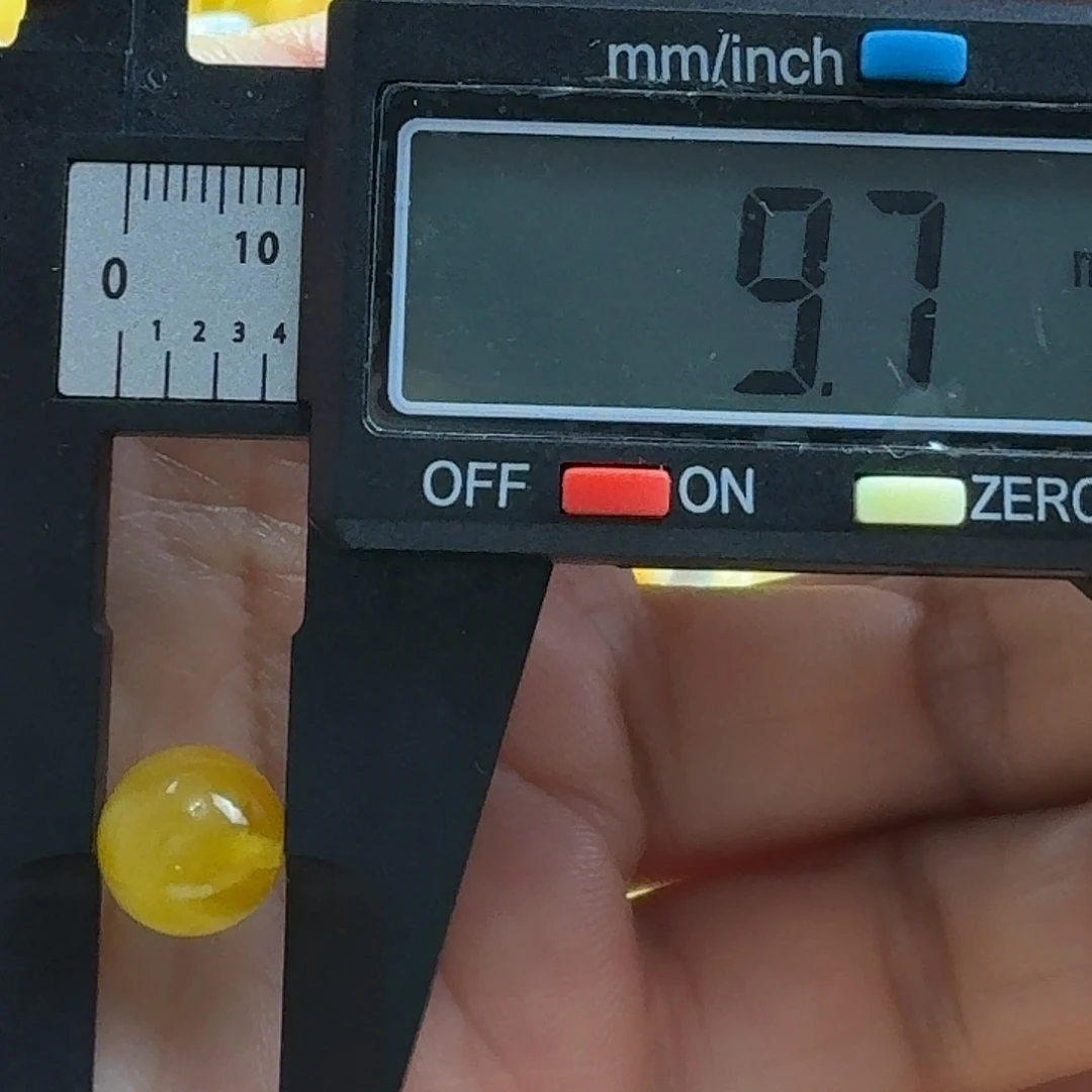 蜜蜡未镶嵌裸石23杂