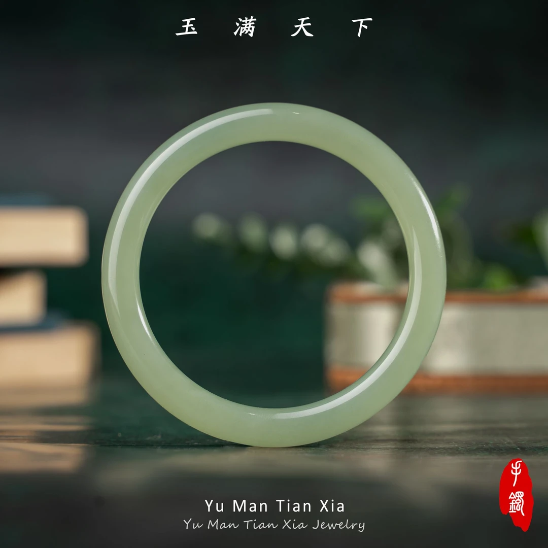玉满天下【晴水小圆条】和田玉美人条手镯冰透