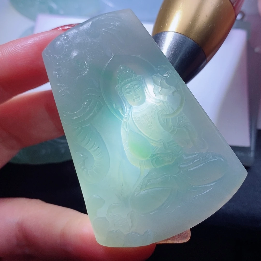 定制翡翠未镶嵌翡翠
