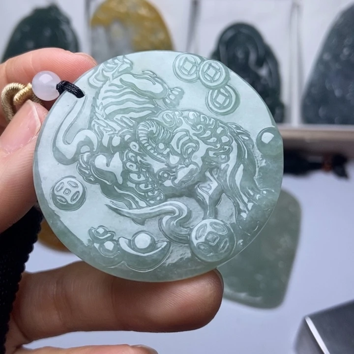翡翠未镶嵌挂件翡翠