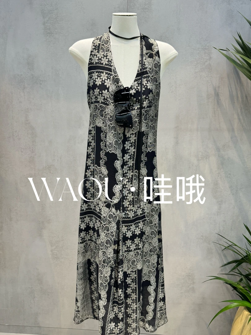 【WAOU】小众设计韩系度假连衣裙8059