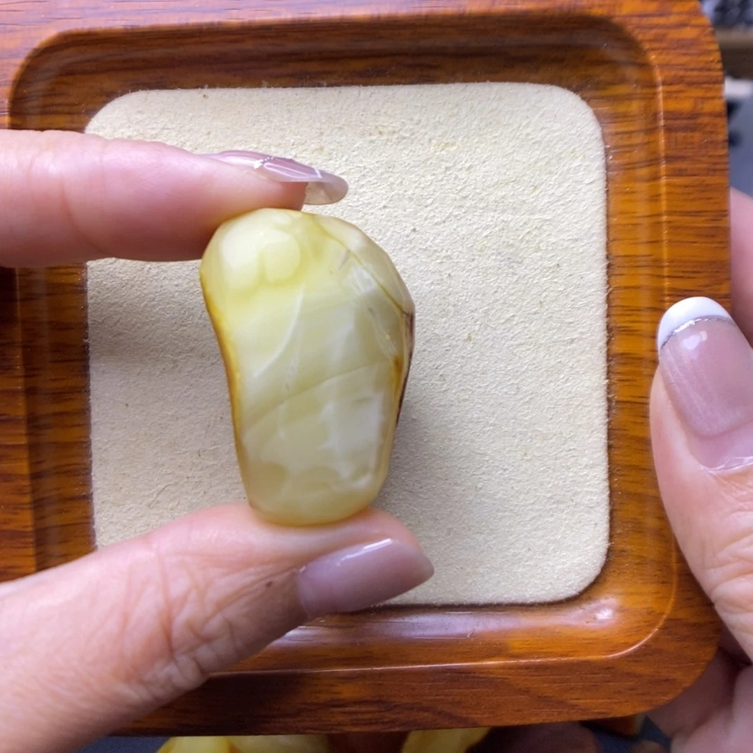 未镶嵌定制琥珀东****》敏