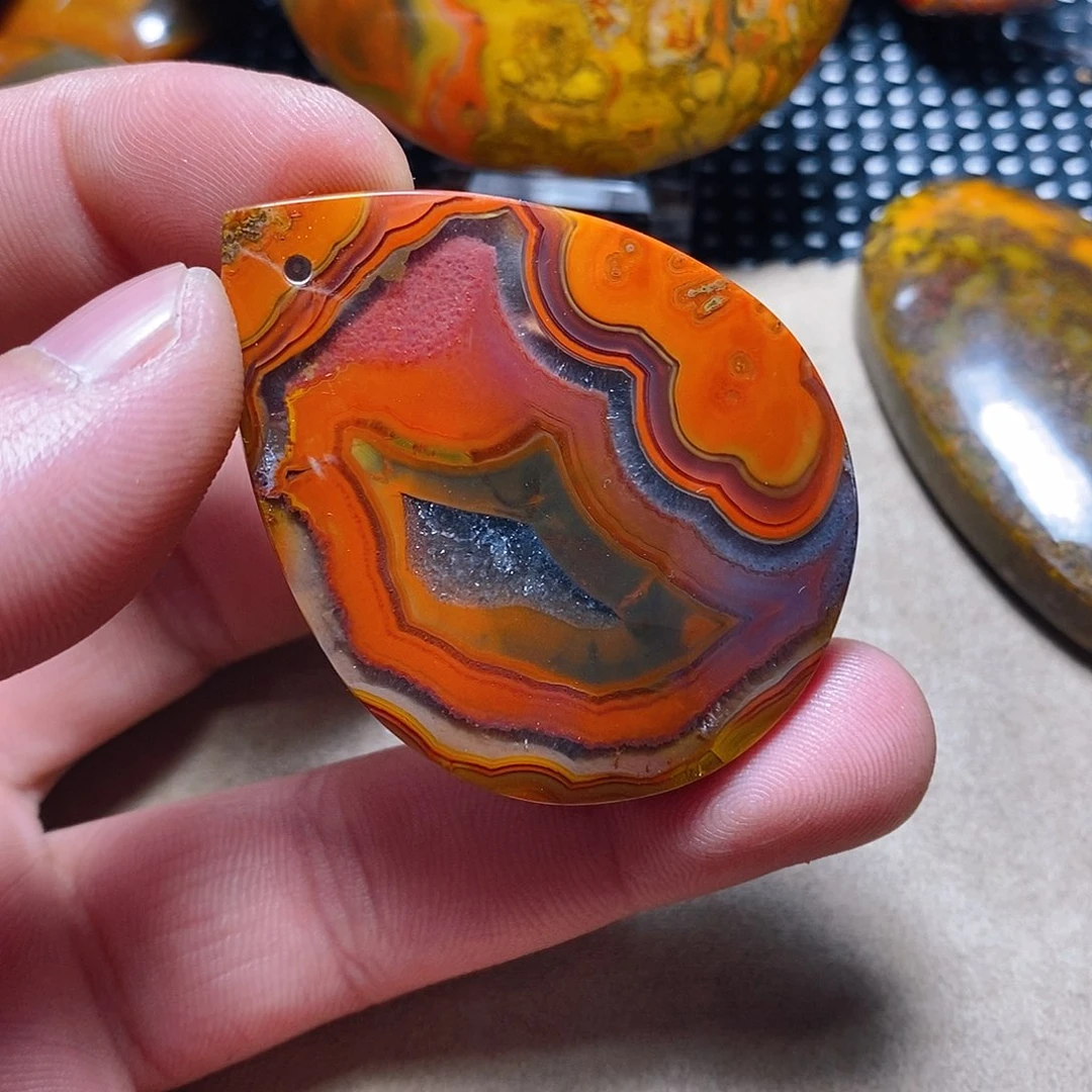 玛瑙/玉髓颈饰未镶嵌飞**限