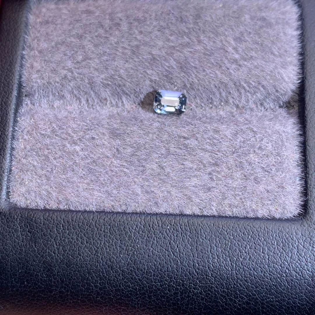 裸石未镶嵌尖晶石0.49ct