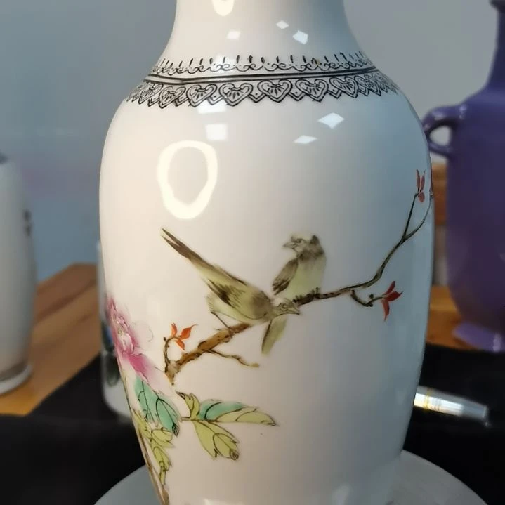 彭***术景德镇窑瓷瓶红酒