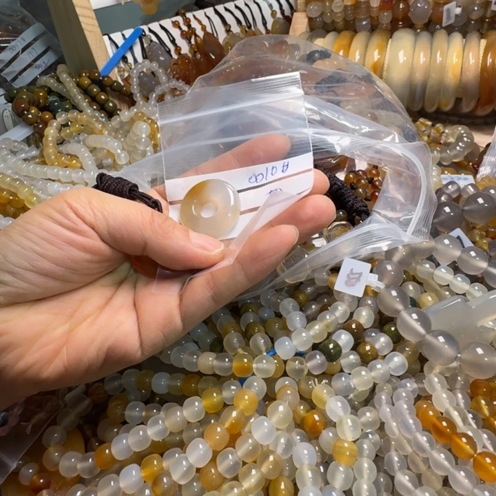 安***琪玛瑙/玉髓未镶嵌颈饰0010……50