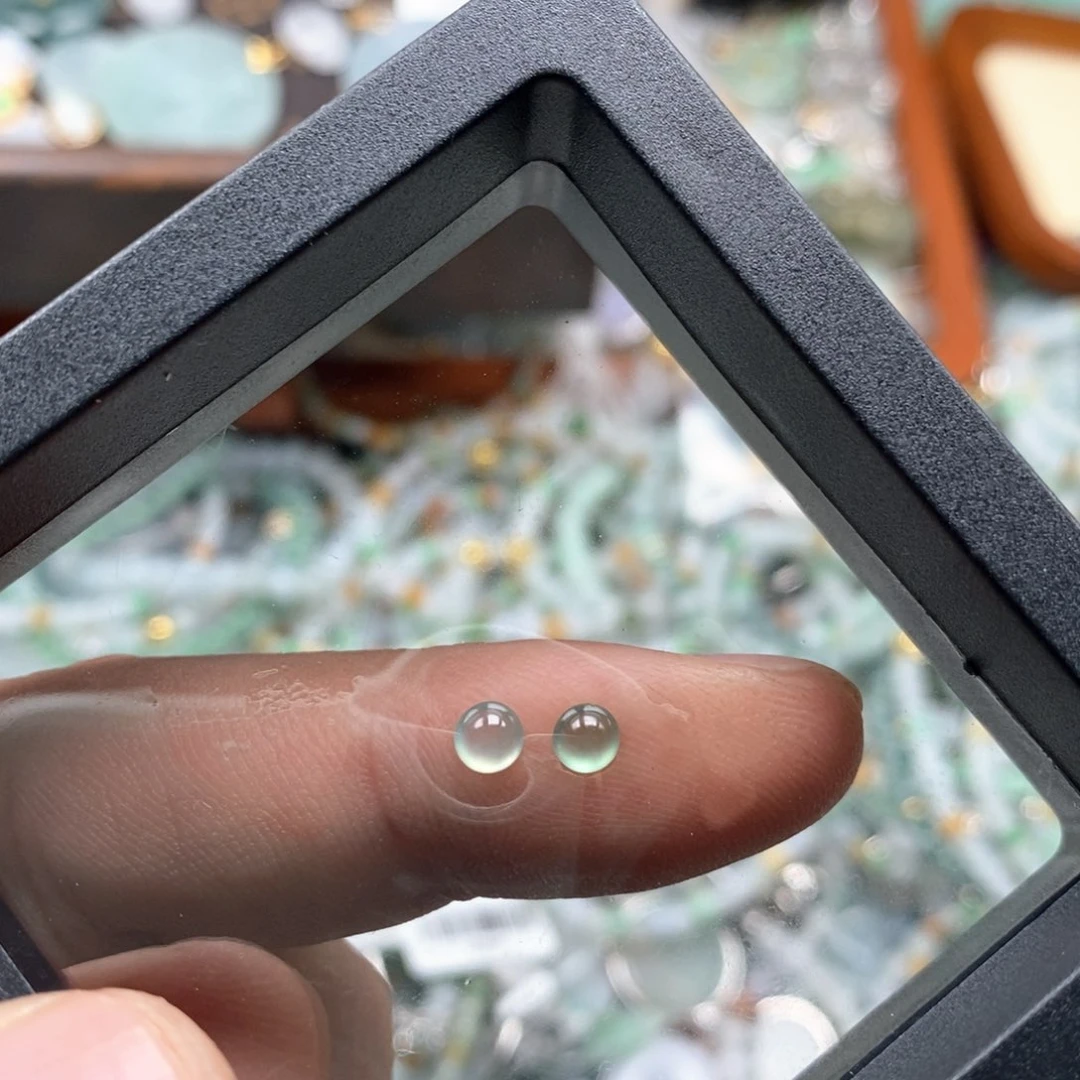 翡翠颈饰未镶嵌?**?多样性发货一颗