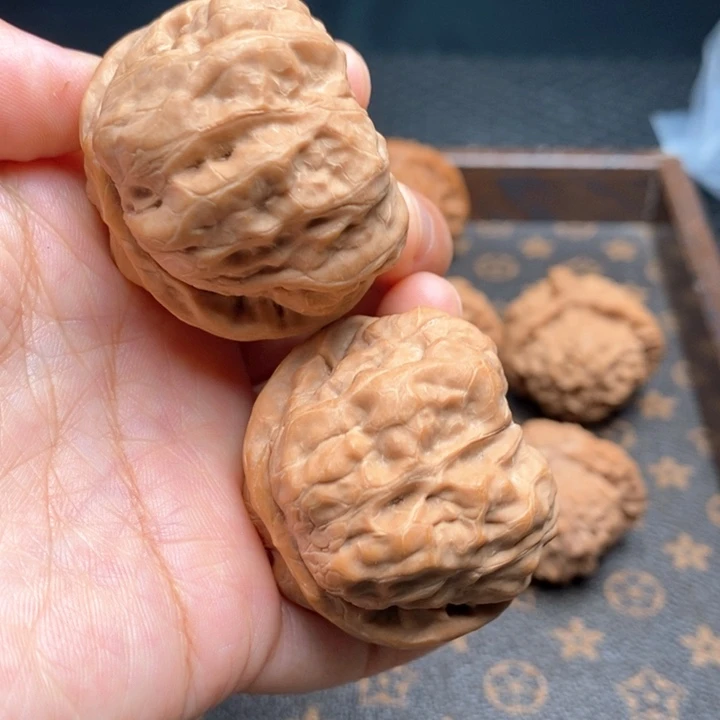 文玩核桃把件肉蟾42尺