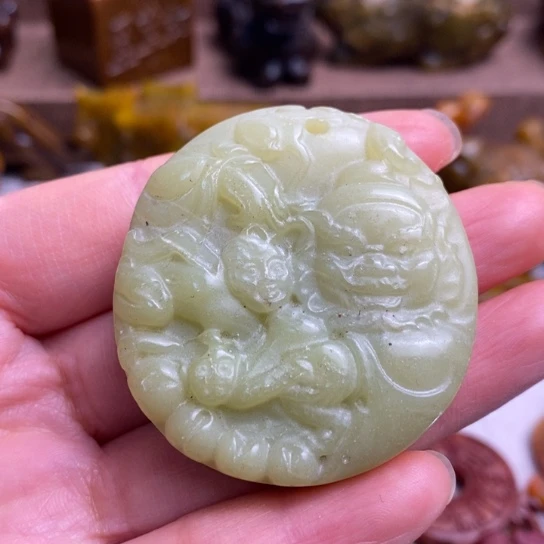蛇纹石玉未镶嵌颈饰22