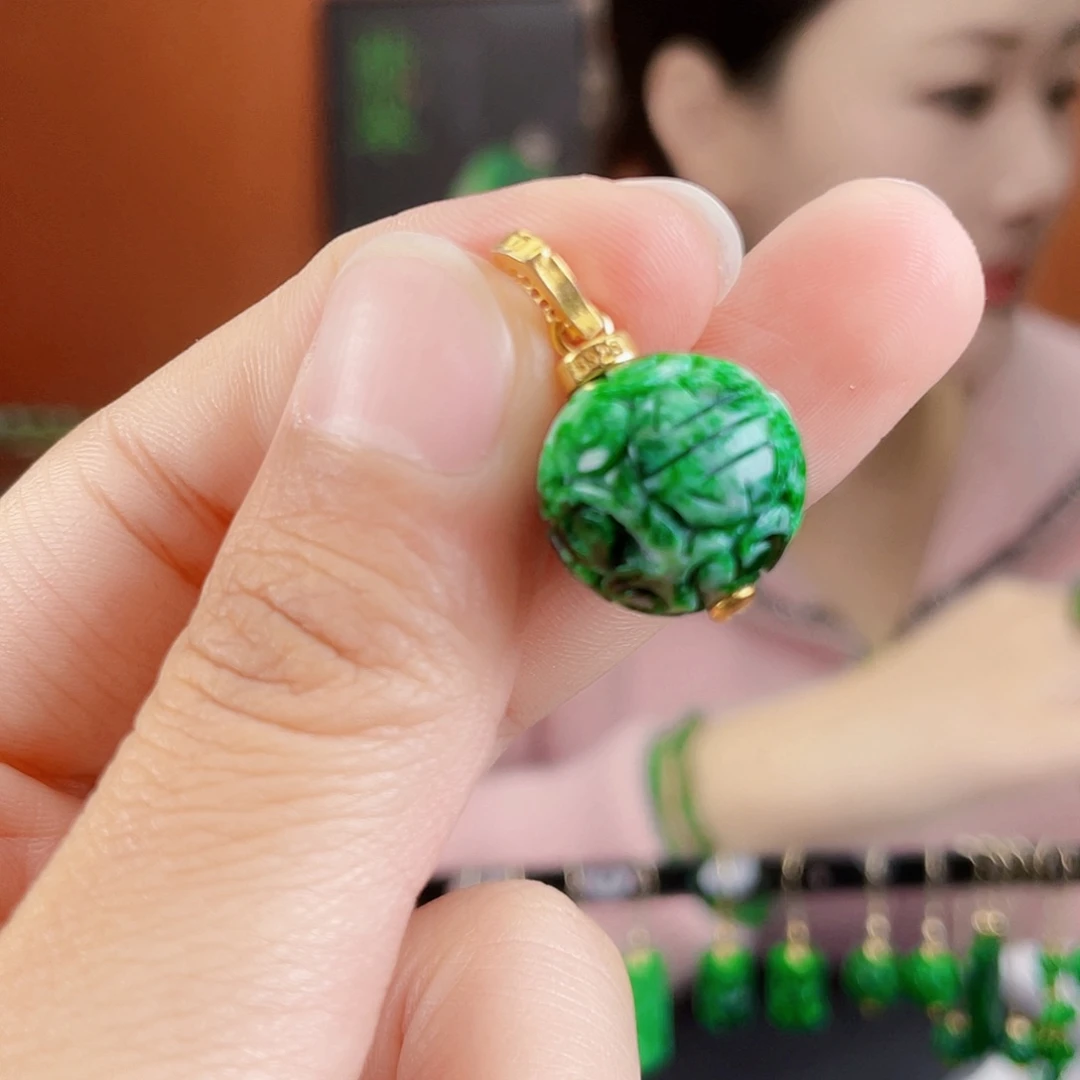 翡翠未镶嵌耳饰饰品